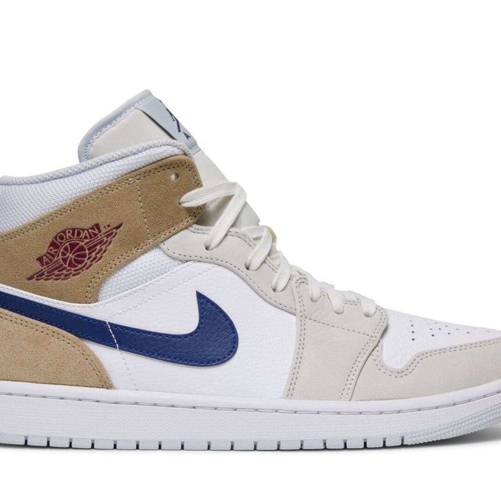 Nike Air Jordan 1 Mid Sneakers Boys Size 7